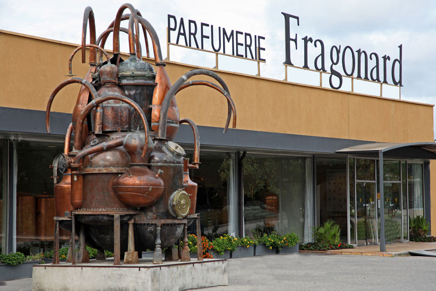entree-fabrique-des-fleurs-1